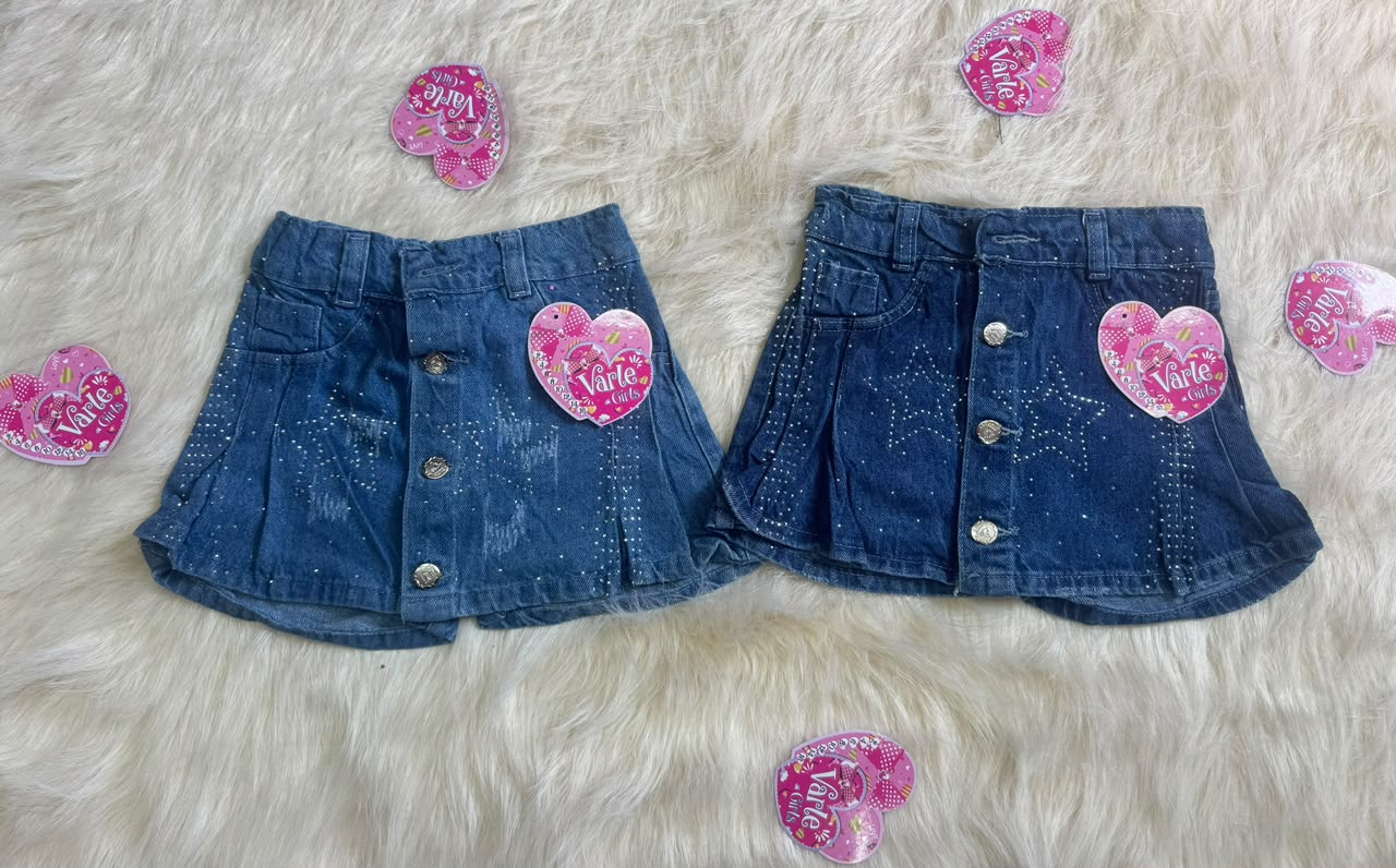 Falda Short Denim Costuras Curvas y Botones