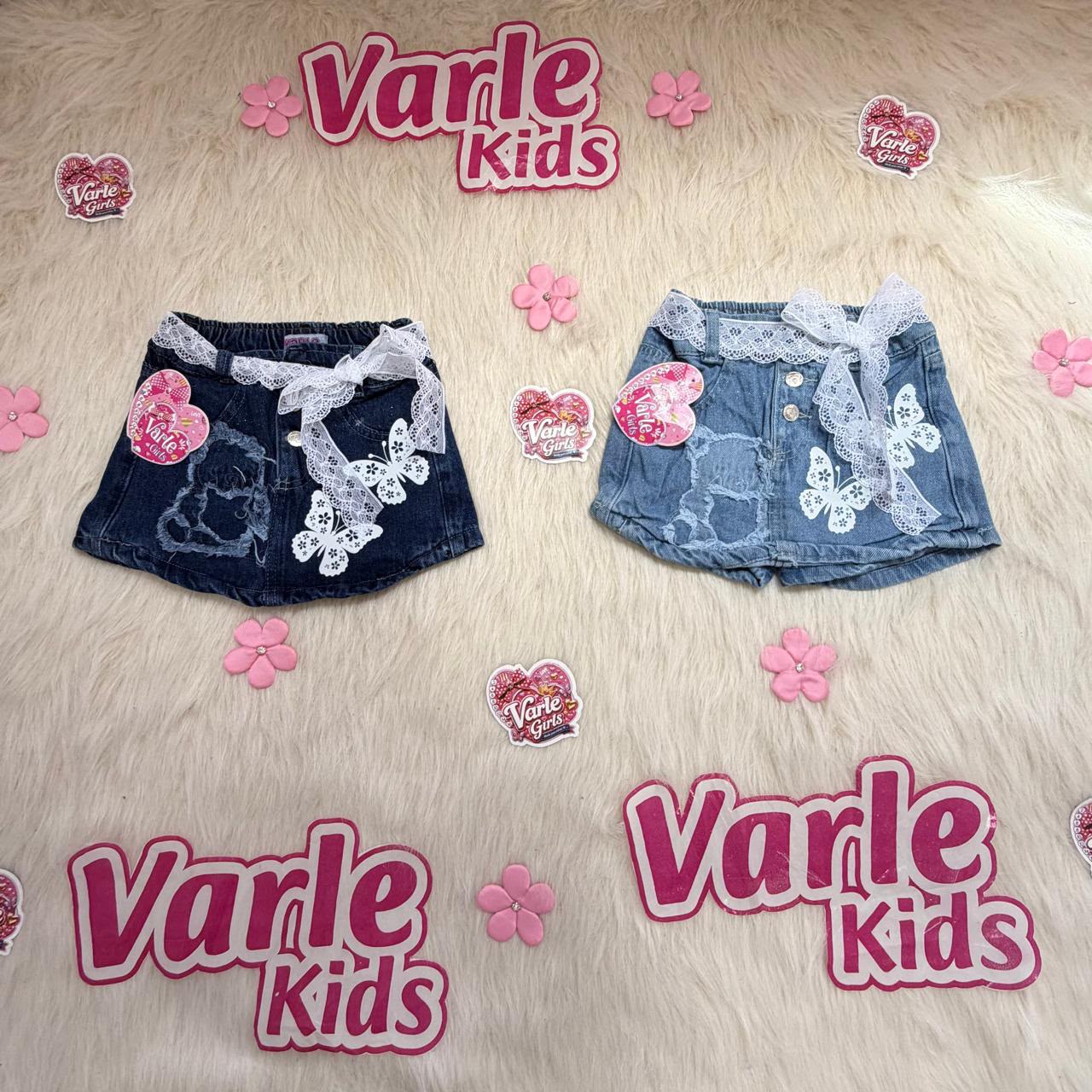 Falda Short Denim Flores Negras y Encaje Blanco